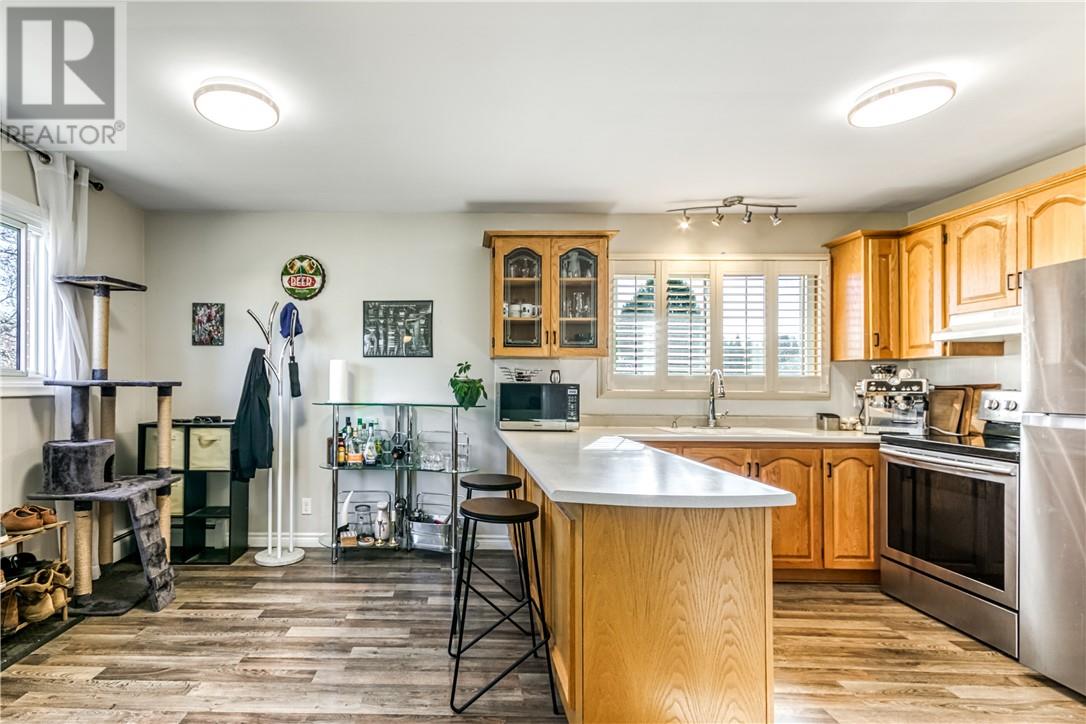 1581 Kelly Lake Road, Sudbury, Ontario  P3E 4L8 - Photo 3 - 2125777