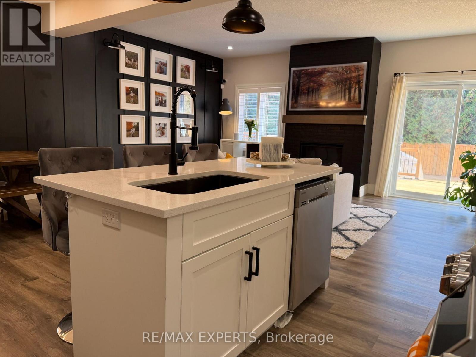 119 Lisbon Pines Drive, Cambridge, Ontario  N1R 8C7 - Photo 19 - X12580872