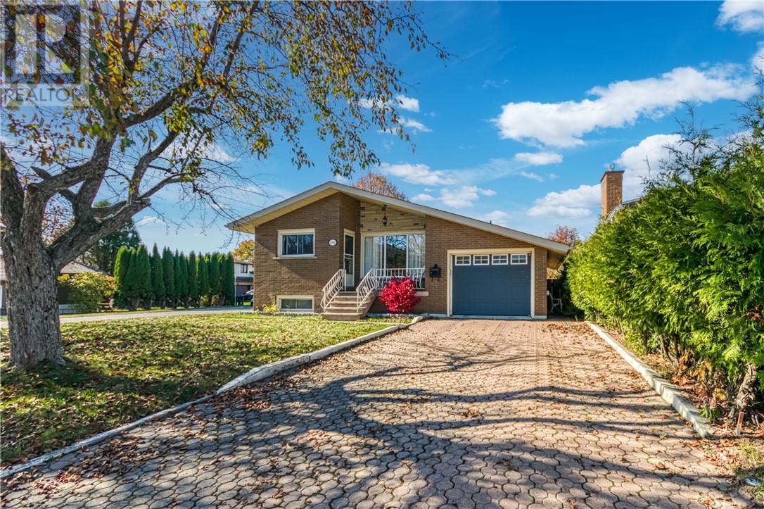 1581 Kelly Lake Road, Sudbury, Ontario  P3E 4L8 - Photo 37 - 2125777