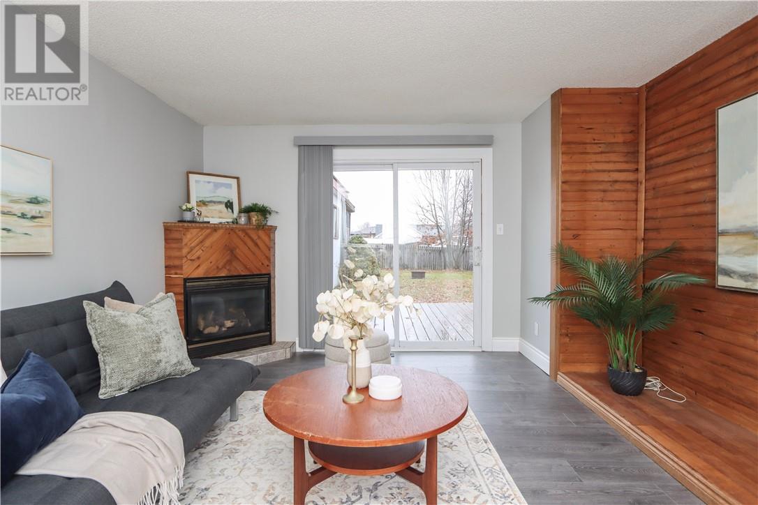 19 Lawrence Street, Garson, Ontario  P3L 1J7 - Photo 12 - 2125786