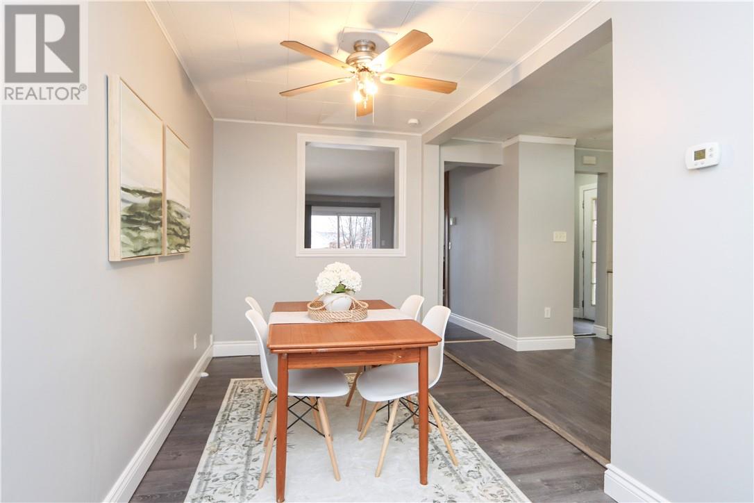 19 Lawrence Street, Garson, Ontario  P3L 1J7 - Photo 8 - 2125786