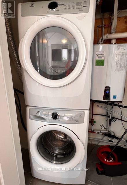 16 - 12868 Yonge Street W, Richmond Hill, Ontario  L4E 1J4 - Photo 7 - N12581556