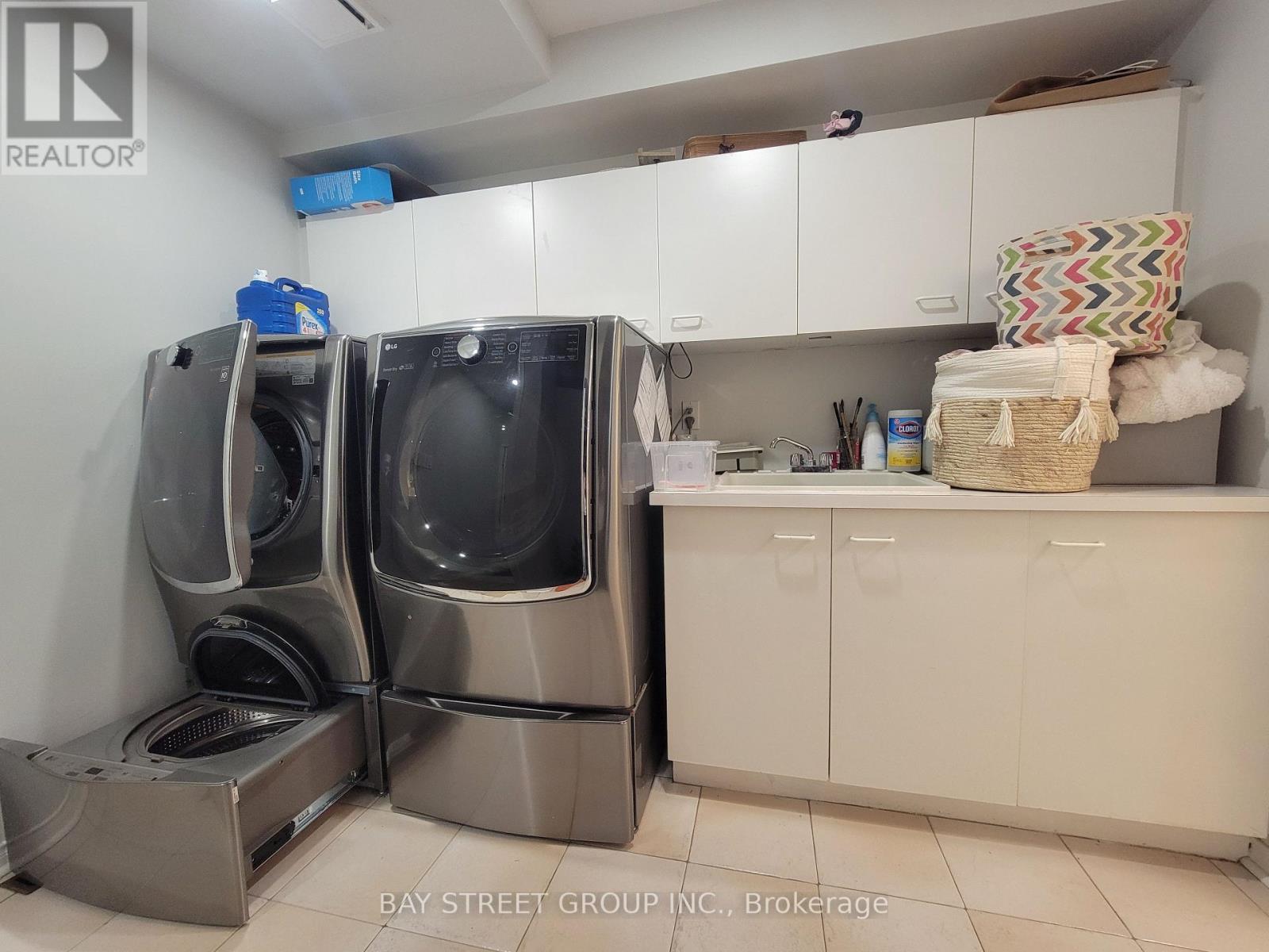 98 Brookeview Drive, Aurora, Ontario  L4G 6R5 - Photo 12 - N12581582