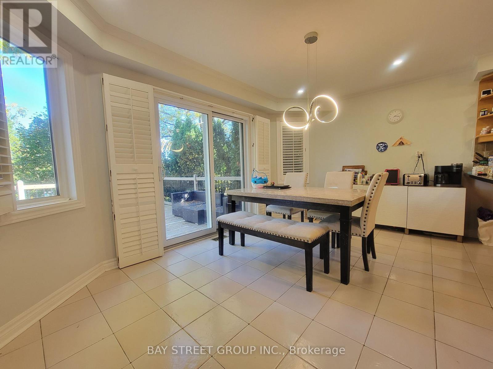 98 Brookeview Drive, Aurora, Ontario  L4G 6R5 - Photo 15 - N12581582