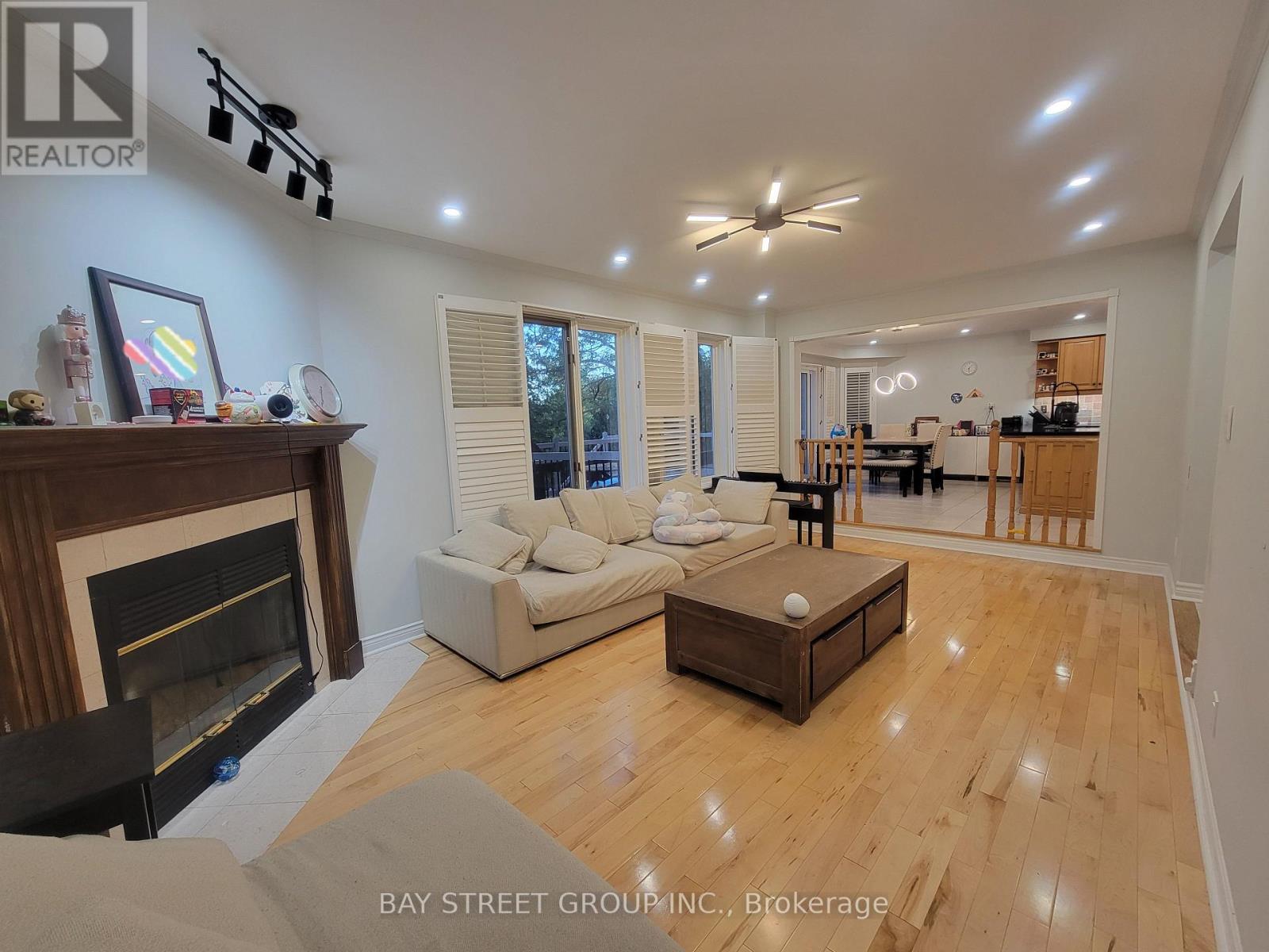 98 Brookeview Drive, Aurora, Ontario  L4G 6R5 - Photo 24 - N12581582