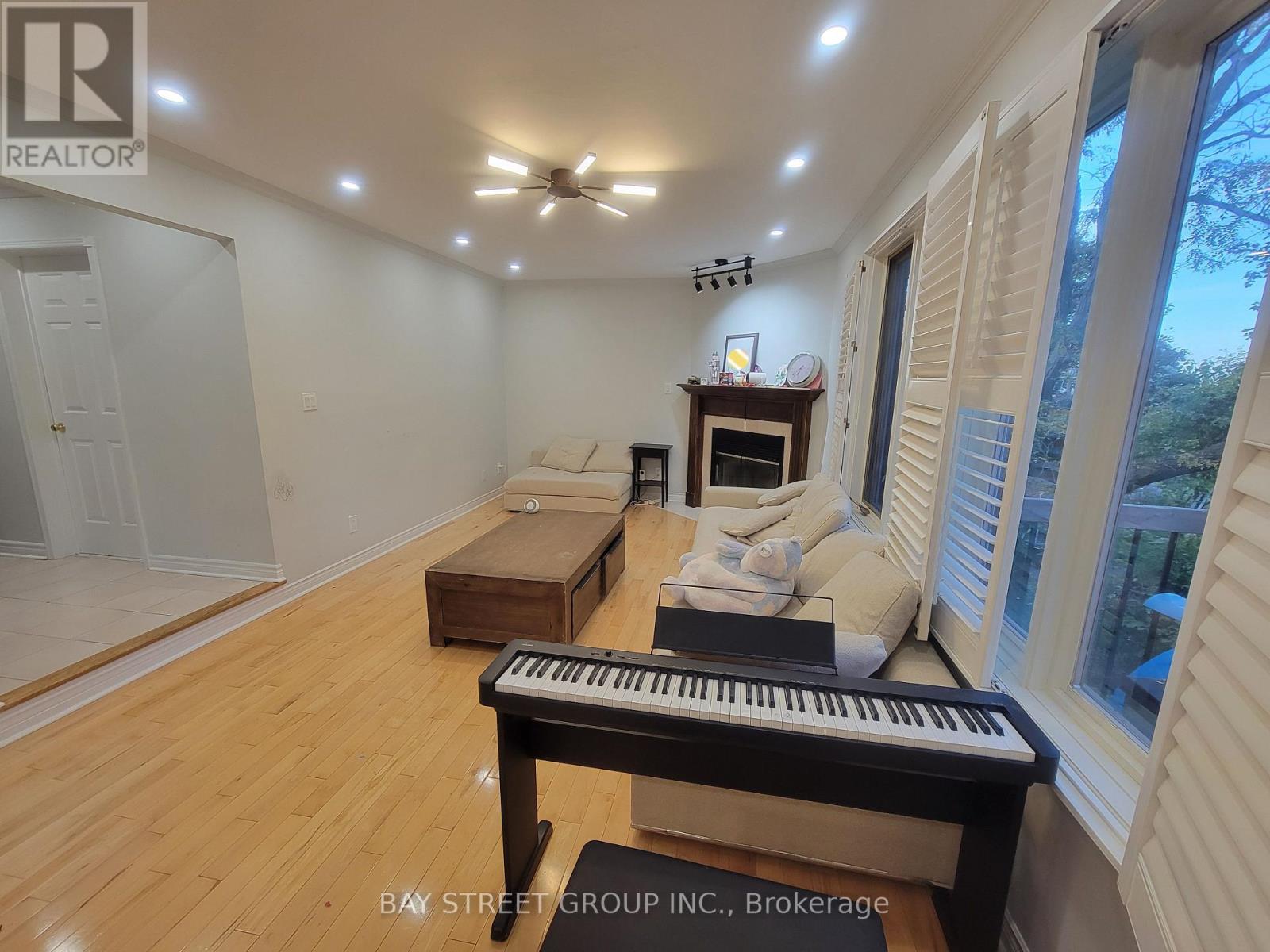 98 Brookeview Drive, Aurora, Ontario  L4G 6R5 - Photo 25 - N12581582