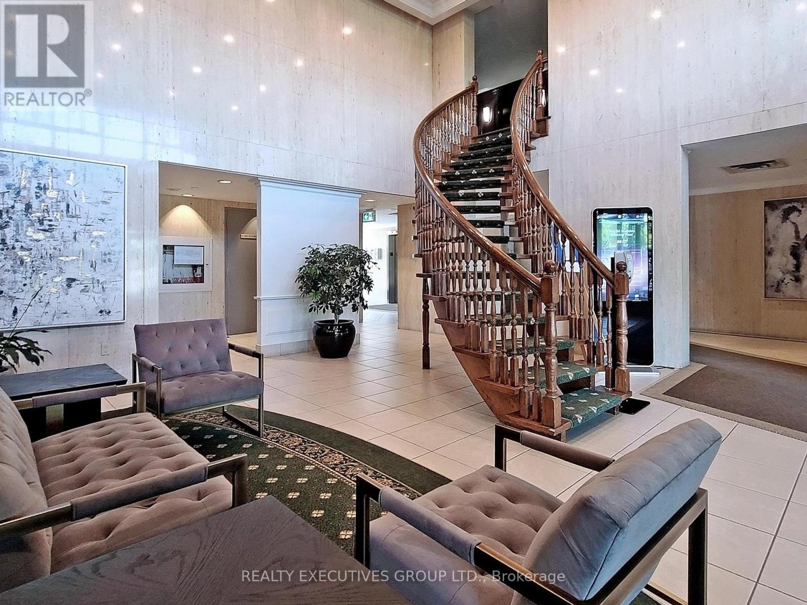 1701 - 8111 Yonge Street, Markham, Ontario  L3T 4V9 - Photo 5 - N12581652