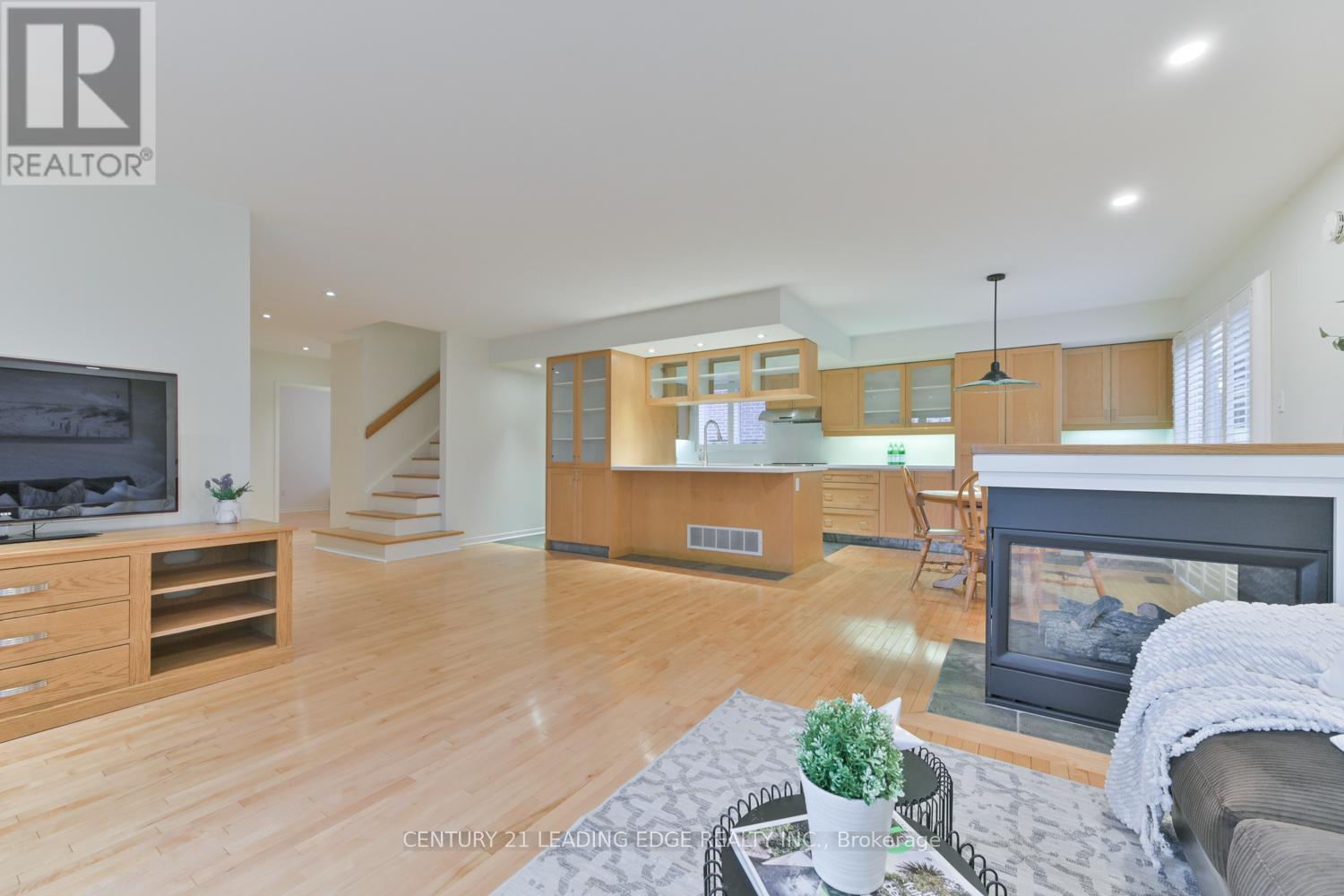 188 Krieghoff Avenue, Markham, Ontario L3R 1W3 - Photo 7 - N12581764