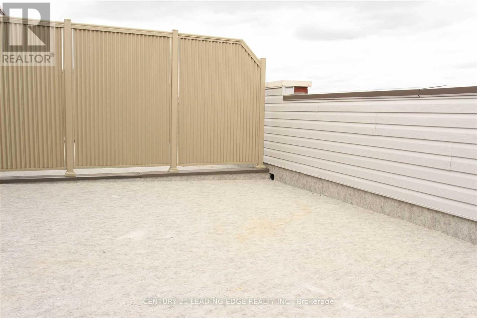 423 - 15 Whitaker Way, Whitchurch-Stouffville, Ontario  L4A 4T4 - Photo 11 - N12581776