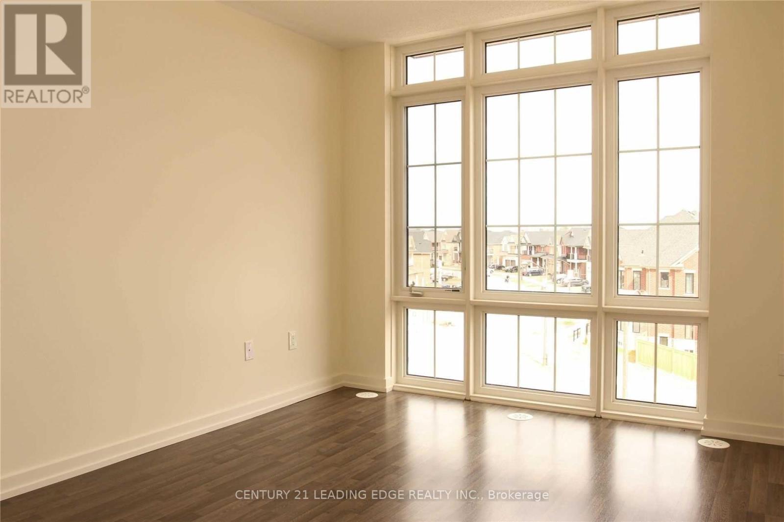 423 - 15 Whitaker Way, Whitchurch-Stouffville, Ontario  L4A 4T4 - Photo 16 - N12581776