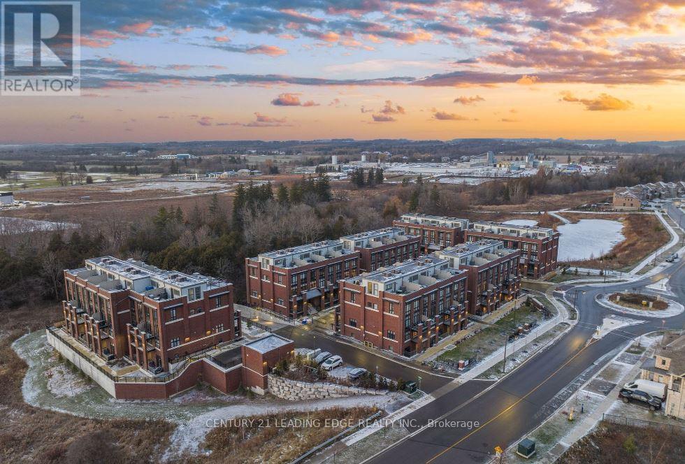 423 - 15 Whitaker Way, Whitchurch-Stouffville, Ontario  L4A 4T4 - Photo 5 - N12581776