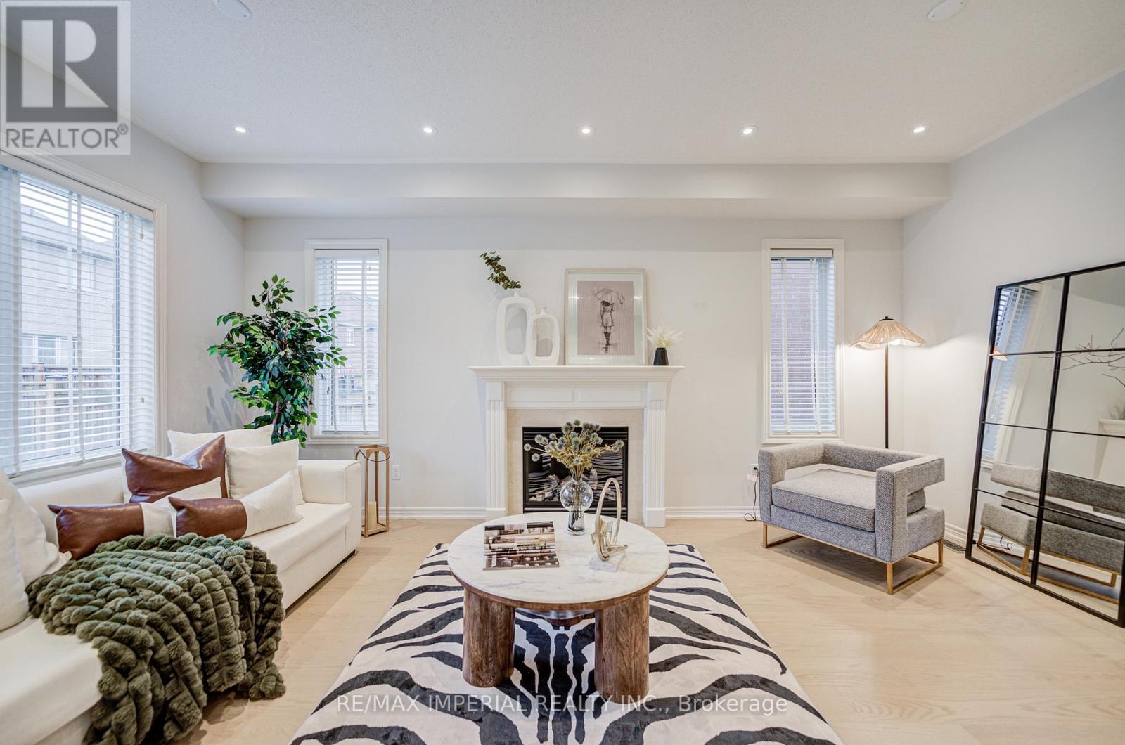 1199 Mctavish Dr. Drive, Newmarket, Ontario  L3X 0A8 - Photo 15 - N12581814