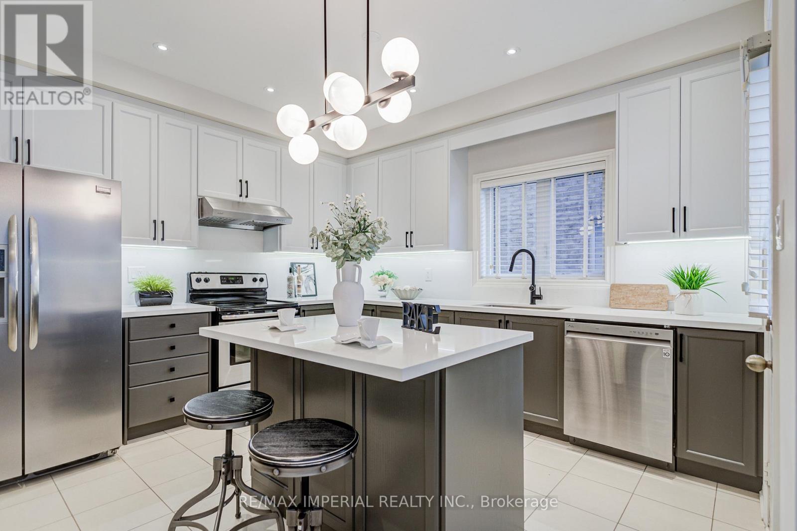 1199 Mctavish Dr. Drive, Newmarket, Ontario  L3X 0A8 - Photo 20 - N12581814