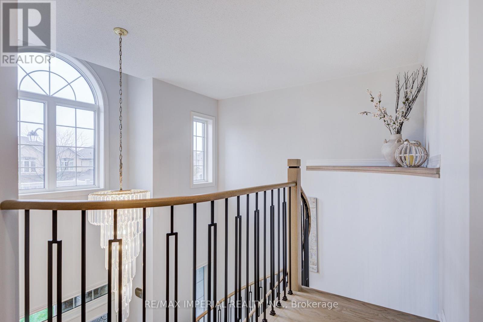 1199 Mctavish Dr. Drive, Newmarket, Ontario  L3X 0A8 - Photo 24 - N12581814