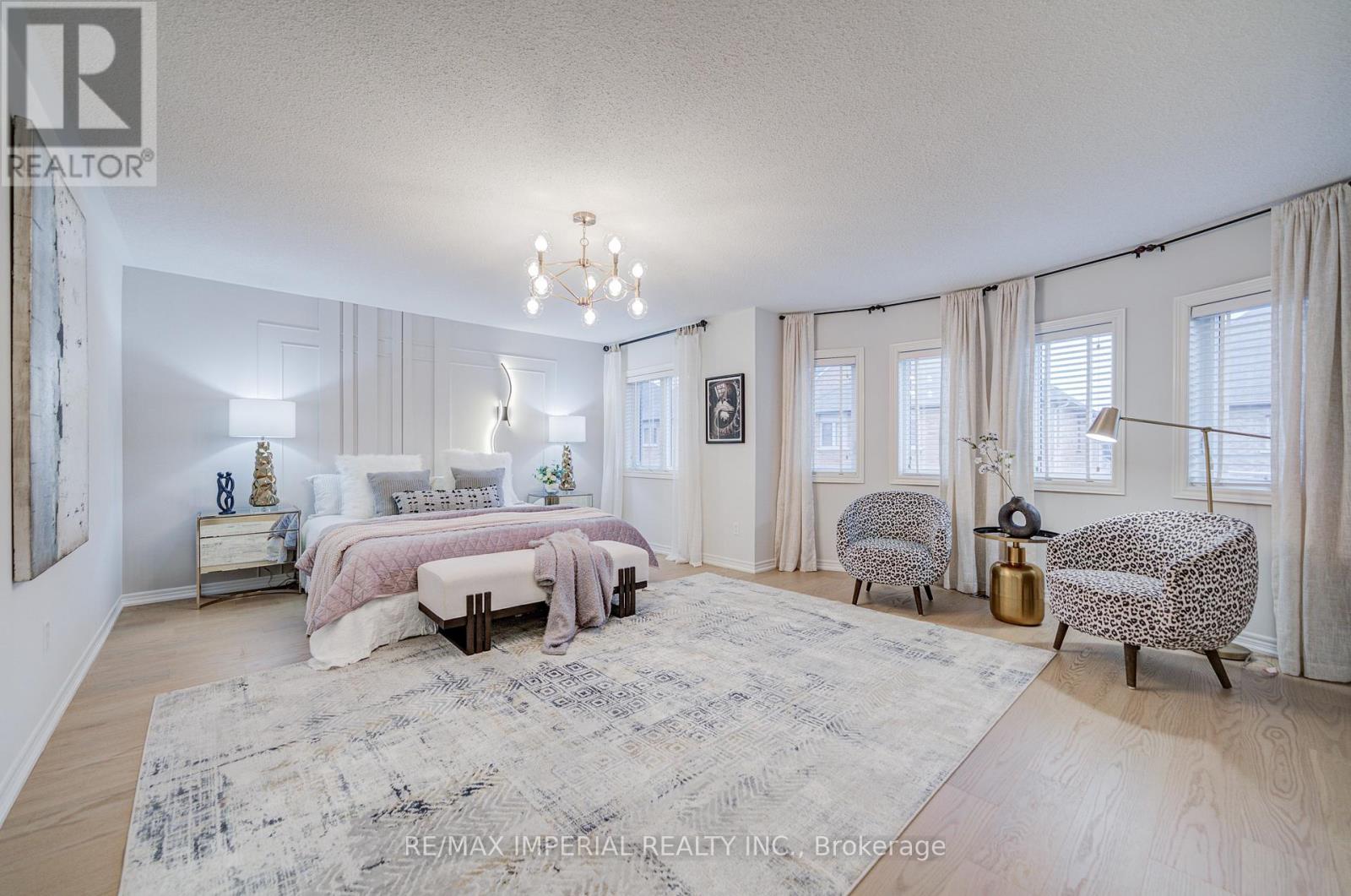 1199 Mctavish Dr. Drive, Newmarket, Ontario  L3X 0A8 - Photo 38 - N12581814