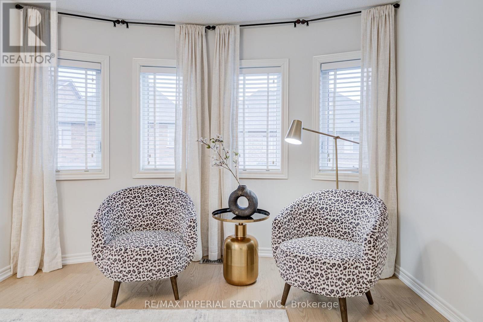 1199 Mctavish Dr. Drive, Newmarket, Ontario  L3X 0A8 - Photo 40 - N12581814