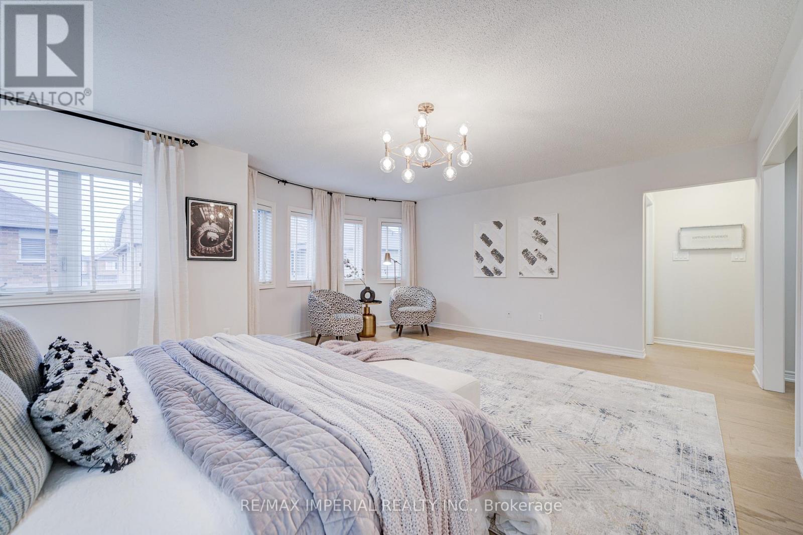 1199 Mctavish Dr. Drive, Newmarket, Ontario  L3X 0A8 - Photo 41 - N12581814