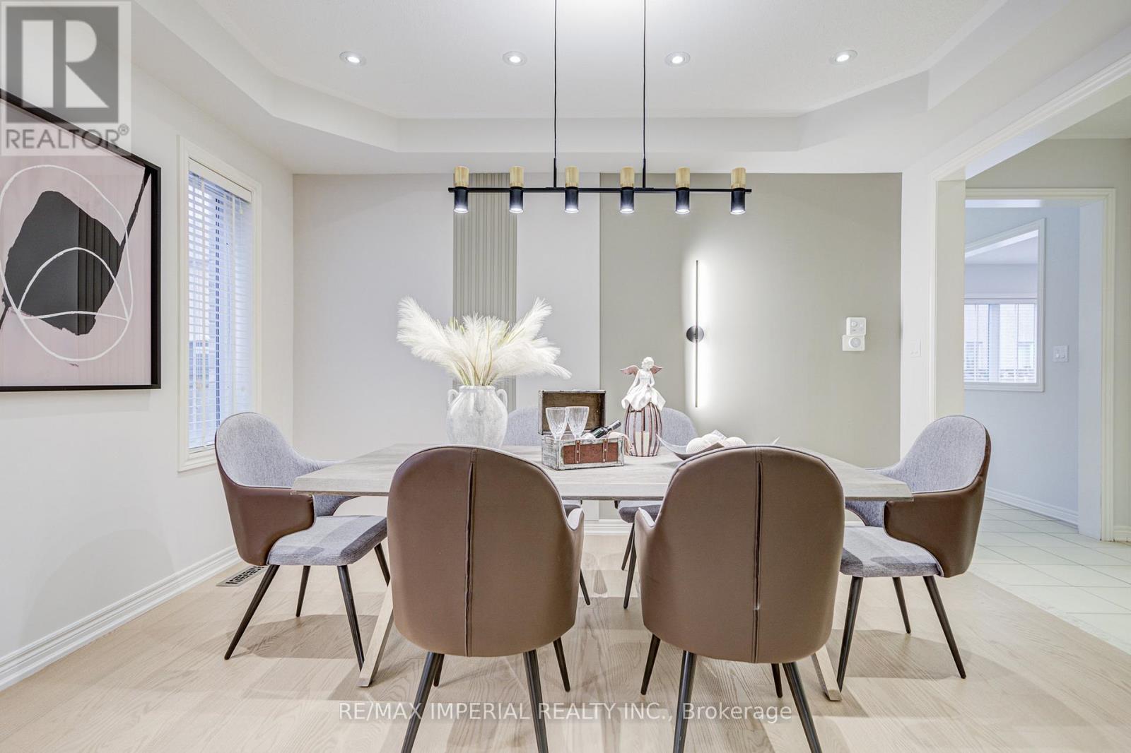 1199 Mctavish Dr. Drive, Newmarket, Ontario  L3X 0A8 - Photo 9 - N12581814