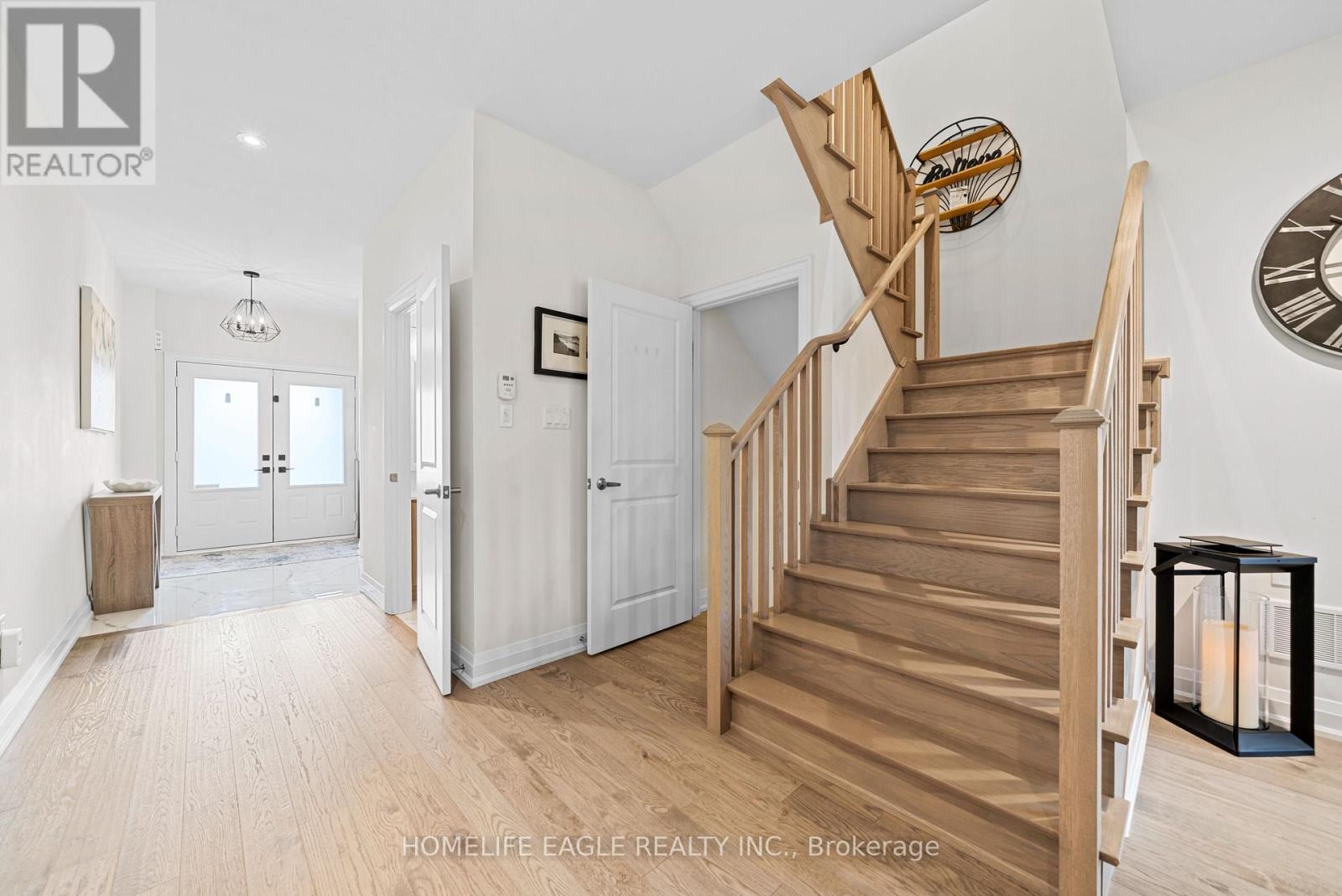 5 Muirfield Drive, Barrie, Ontario  L4N 5E9 - Photo 4 - S12581718