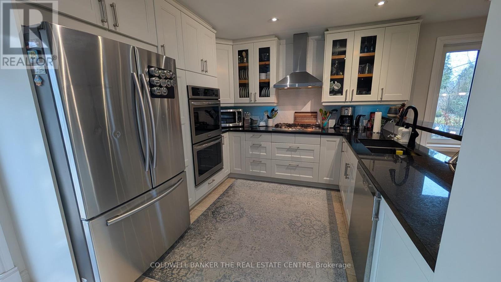 247 Poplar Avenue, Tay (Port Mcnicoll), Ontario  L0K 1R0 - Photo 11 - S12581724