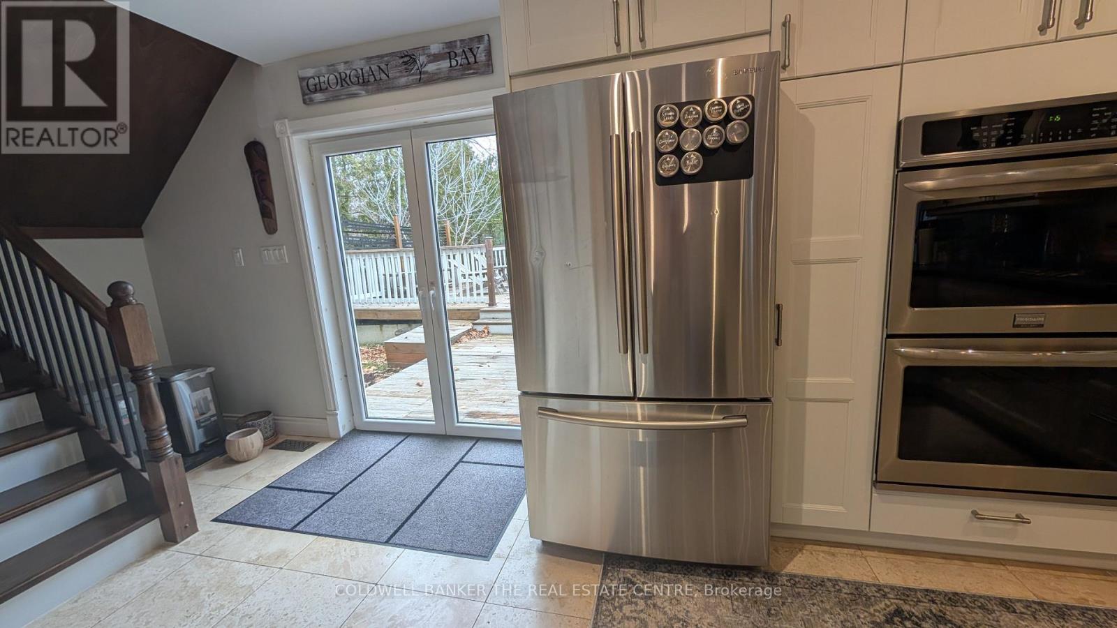 247 Poplar Avenue, Tay (Port Mcnicoll), Ontario  L0K 1R0 - Photo 13 - S12581724