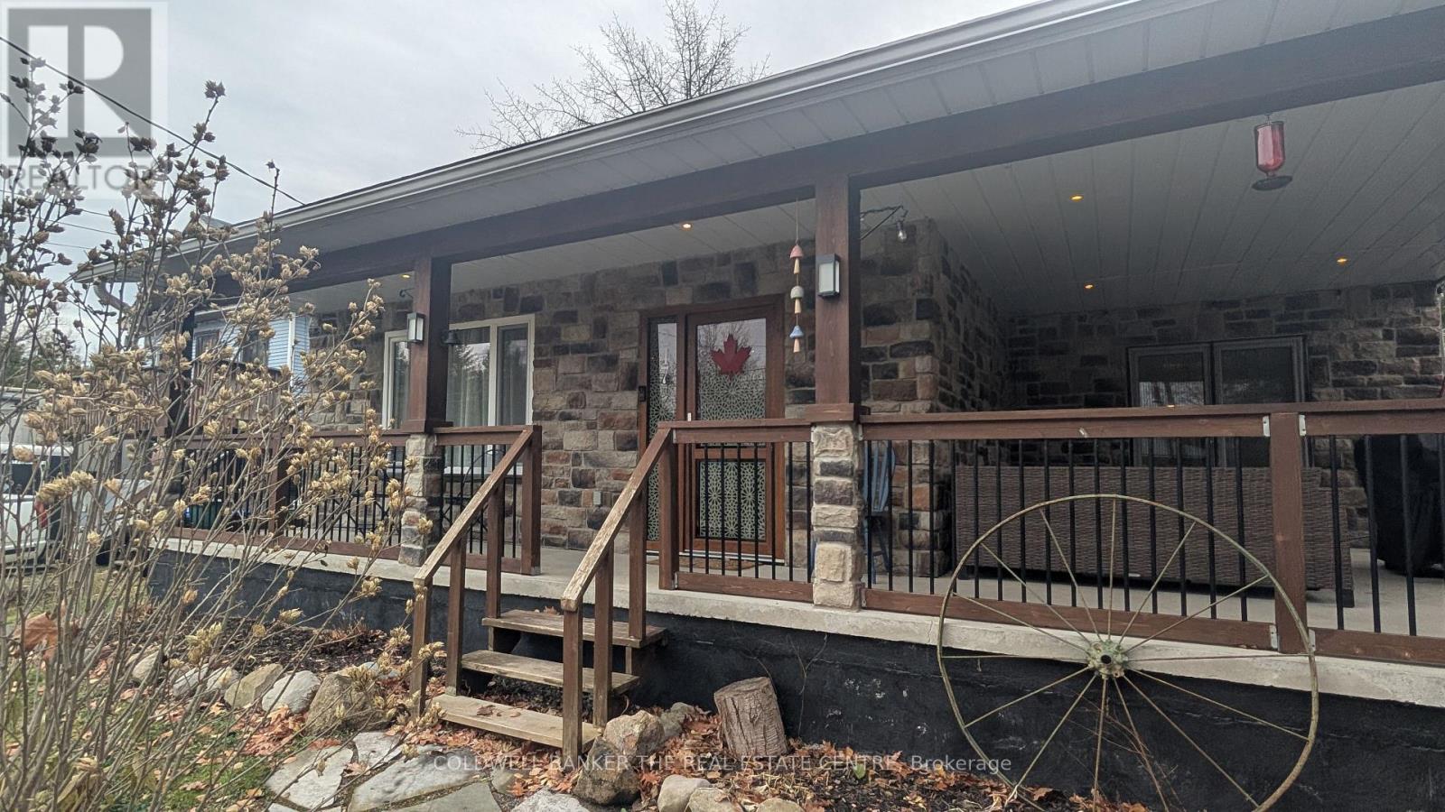 247 Poplar Avenue, Tay (Port Mcnicoll), Ontario  L0K 1R0 - Photo 2 - S12581724