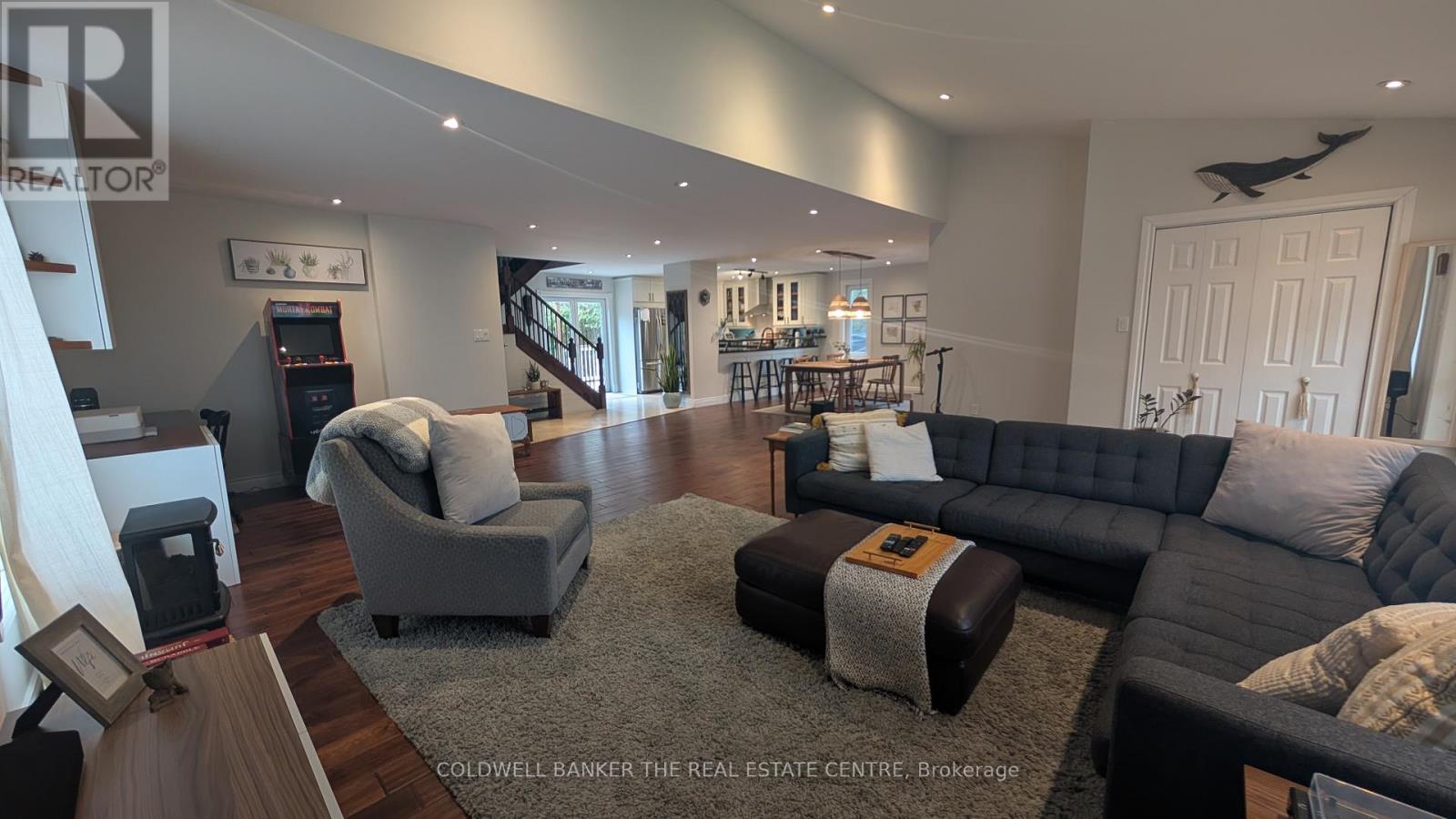 247 Poplar Avenue, Tay (Port Mcnicoll), Ontario  L0K 1R0 - Photo 5 - S12581724