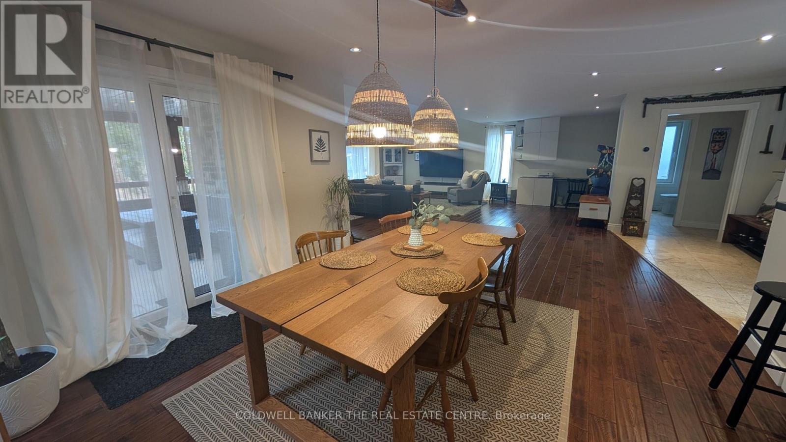 247 Poplar Avenue, Tay (Port Mcnicoll), Ontario  L0K 1R0 - Photo 6 - S12581724