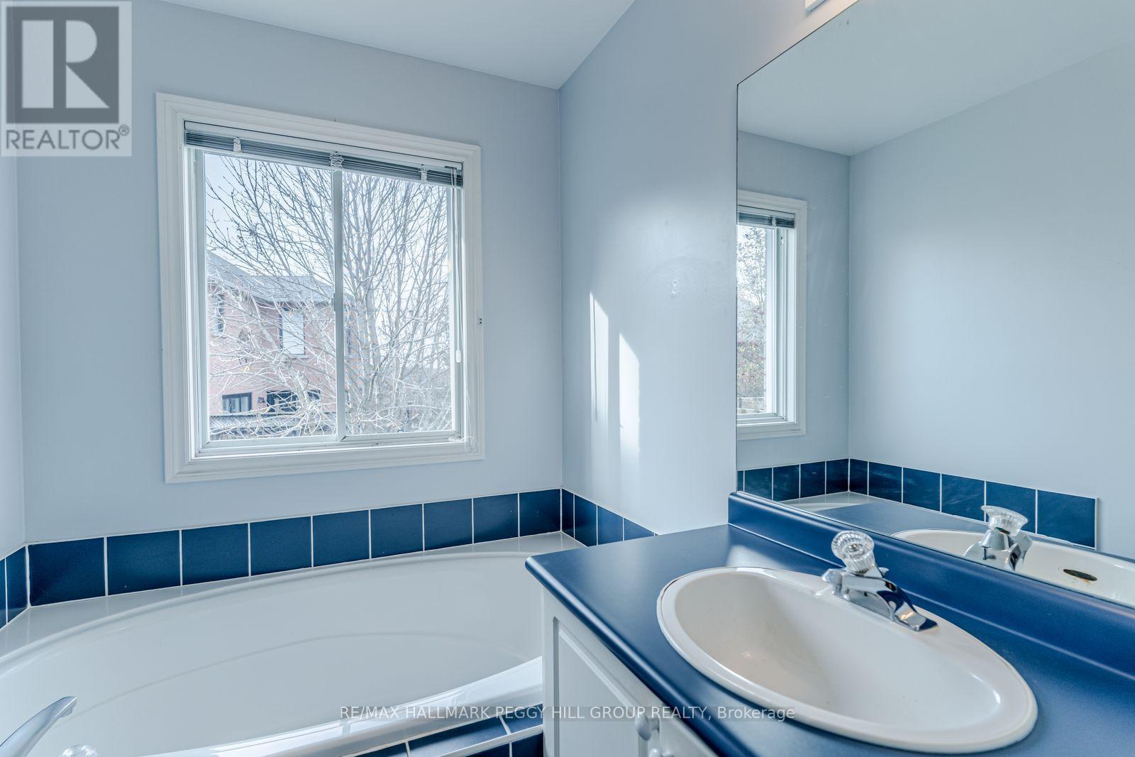 63 River Ridge Road, Barrie, Ontario  L4N 7E8 - Photo 8 - S12581734