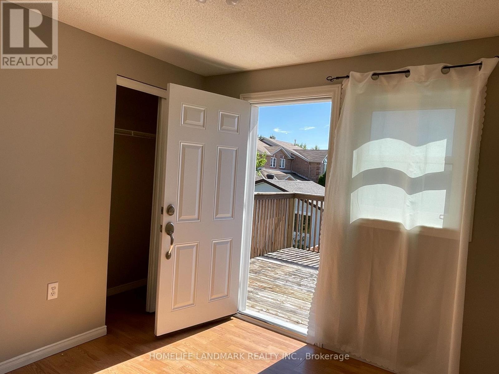 Main - 53 Garibaldi Drive, Barrie (Holly), Ontario L4N 8C4 - Photo 2 - S12581742