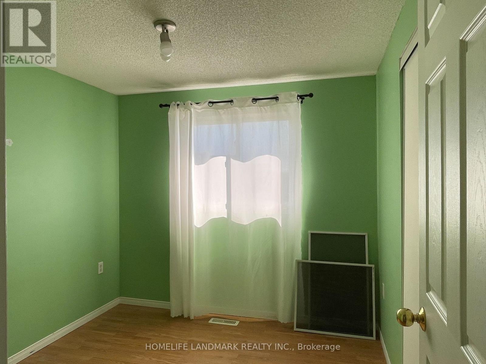 Main - 53 Garibaldi Drive, Barrie (Holly), Ontario L4N 8C4 - Photo 6 - S12581742