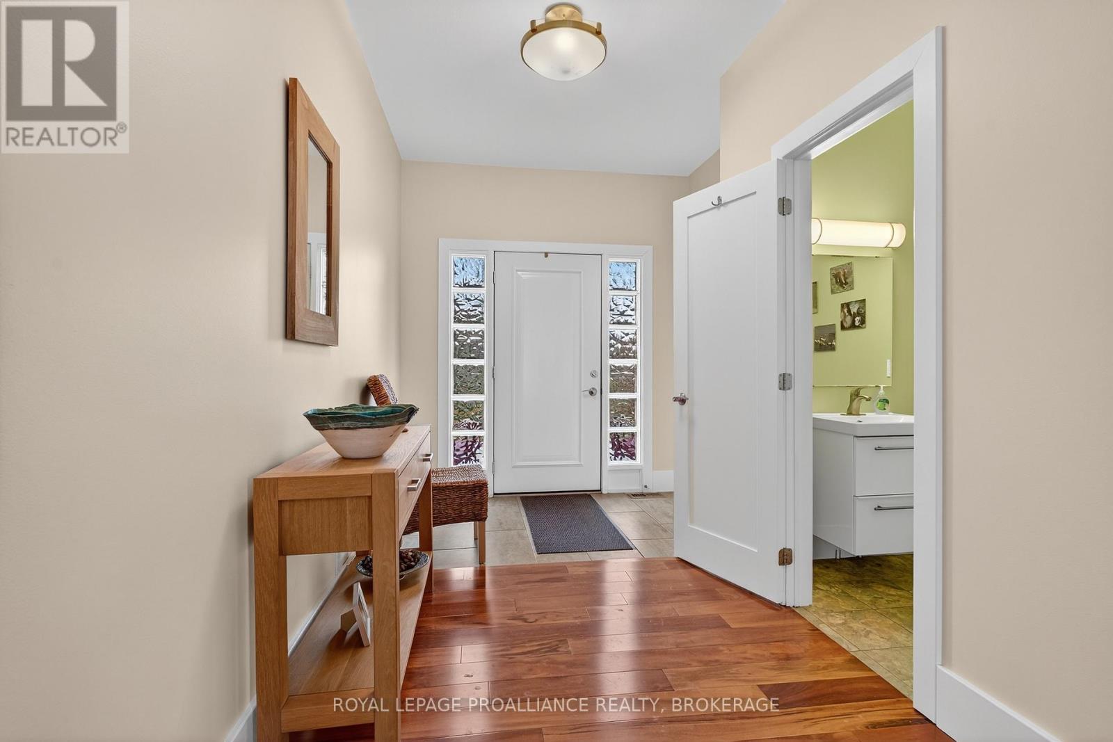 1682 Jackson Boulevard, Kingston, Ontario  K7L 4V1 - Photo 5 - X12581940