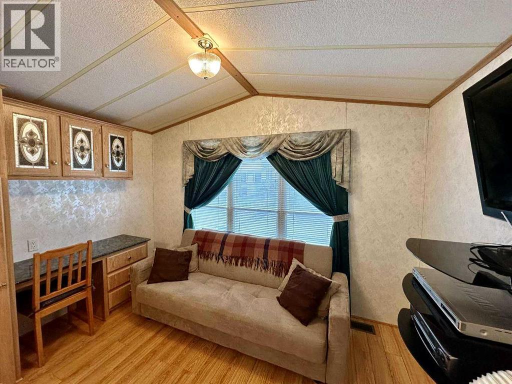 6 Points West Resort, Sylvan Lake, Alberta  T4S 1T3 - Photo 12 - A2235067