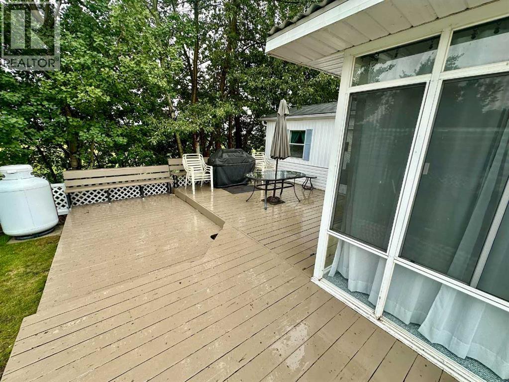 6 Points West Resort, Sylvan Lake, Alberta  T4S 1T3 - Photo 36 - A2235067