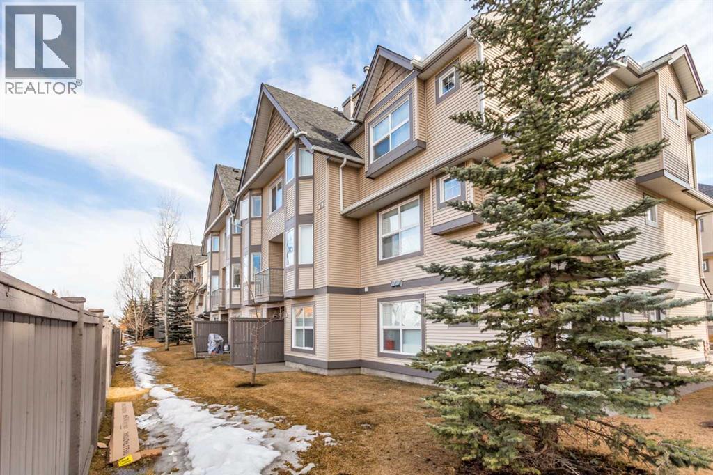 143 Cedarwood Lane Sw, Calgary, Alberta  T2W 6J3 - Photo 3 - A2270472