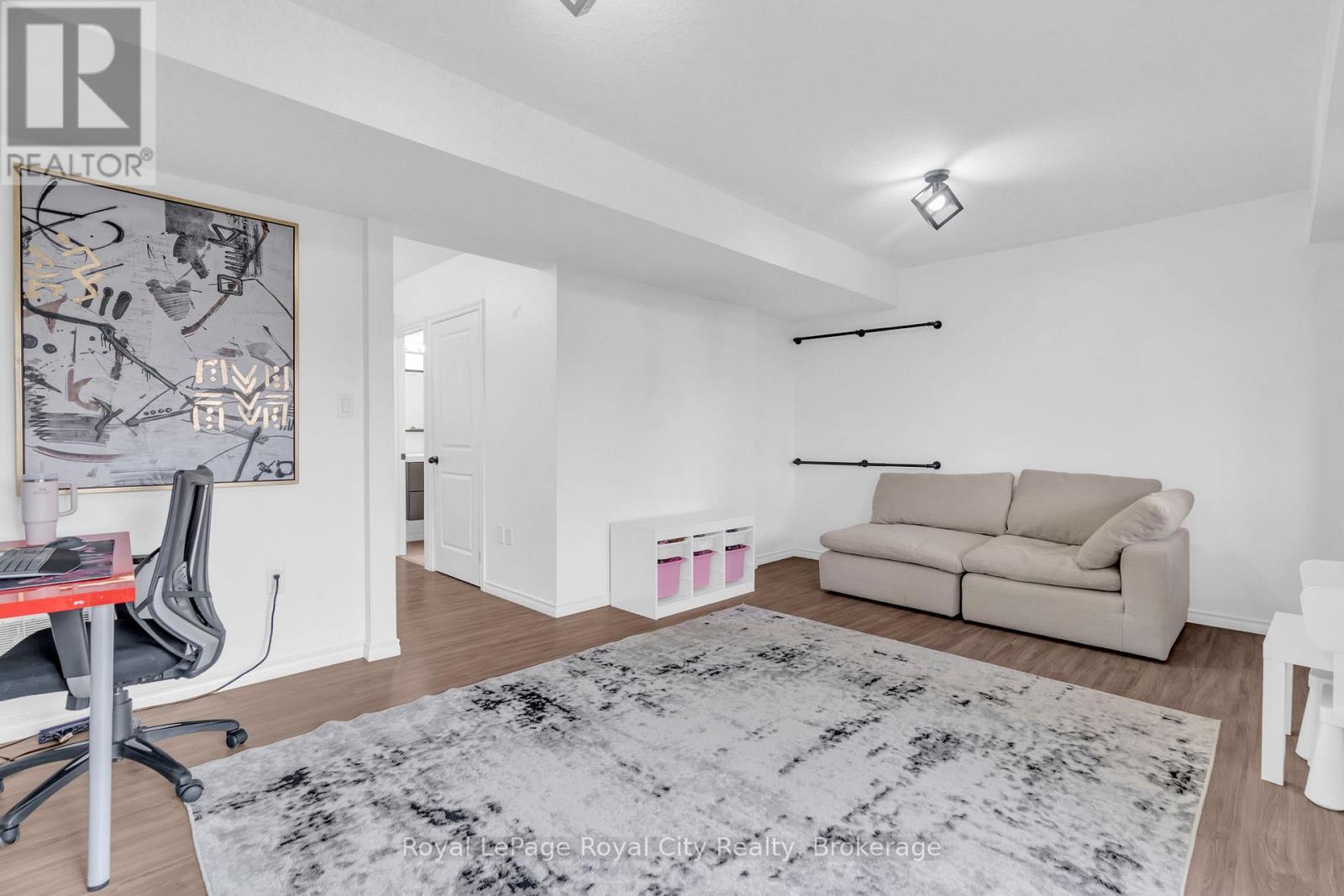 7 - 269 Watson Parkway N, Guelph, Ontario N1E 0R3 - Photo 34 - X12581844