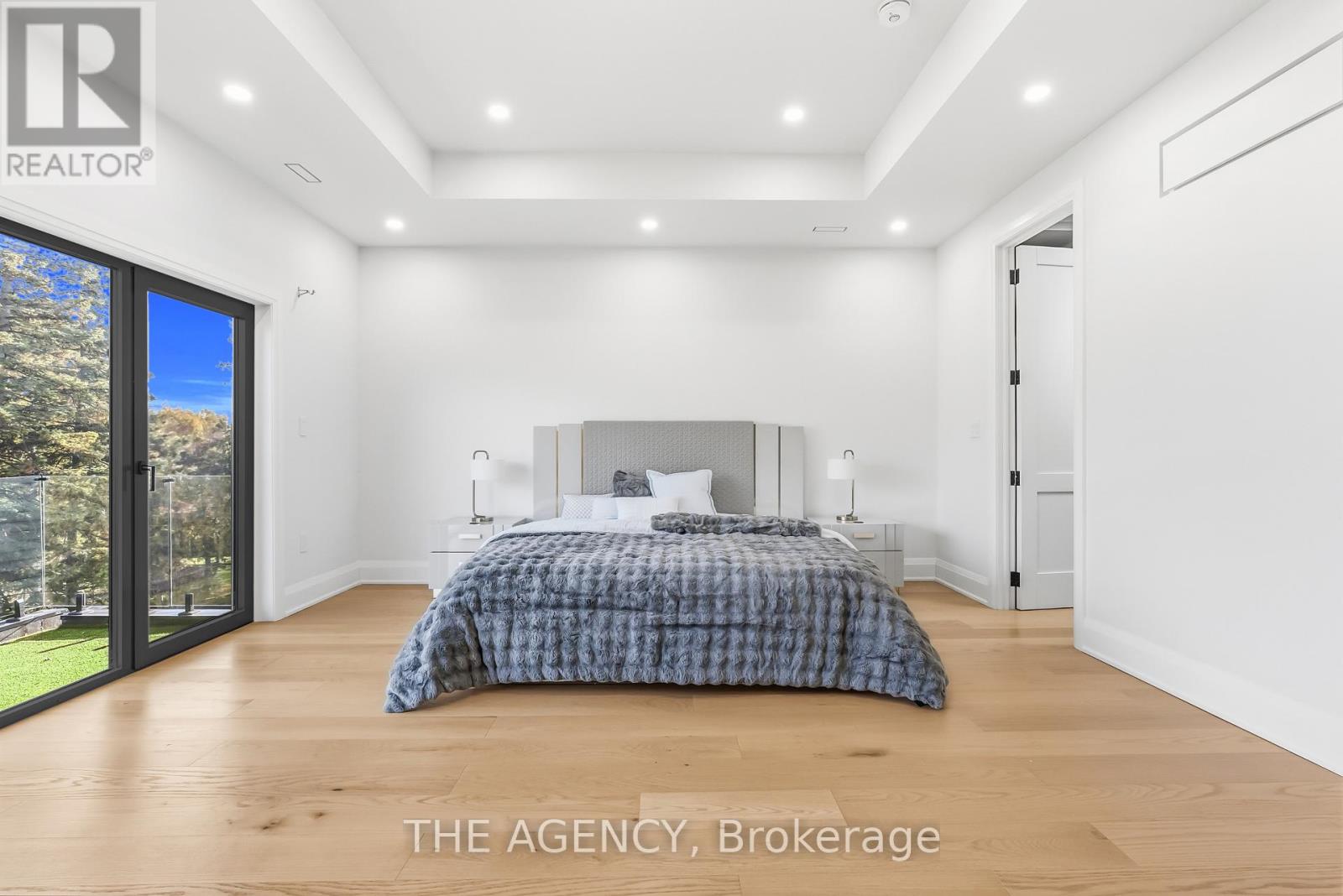 9 Earl Street, Mississauga, Ontario  L5M 1N6 - Photo 31 - W12581586