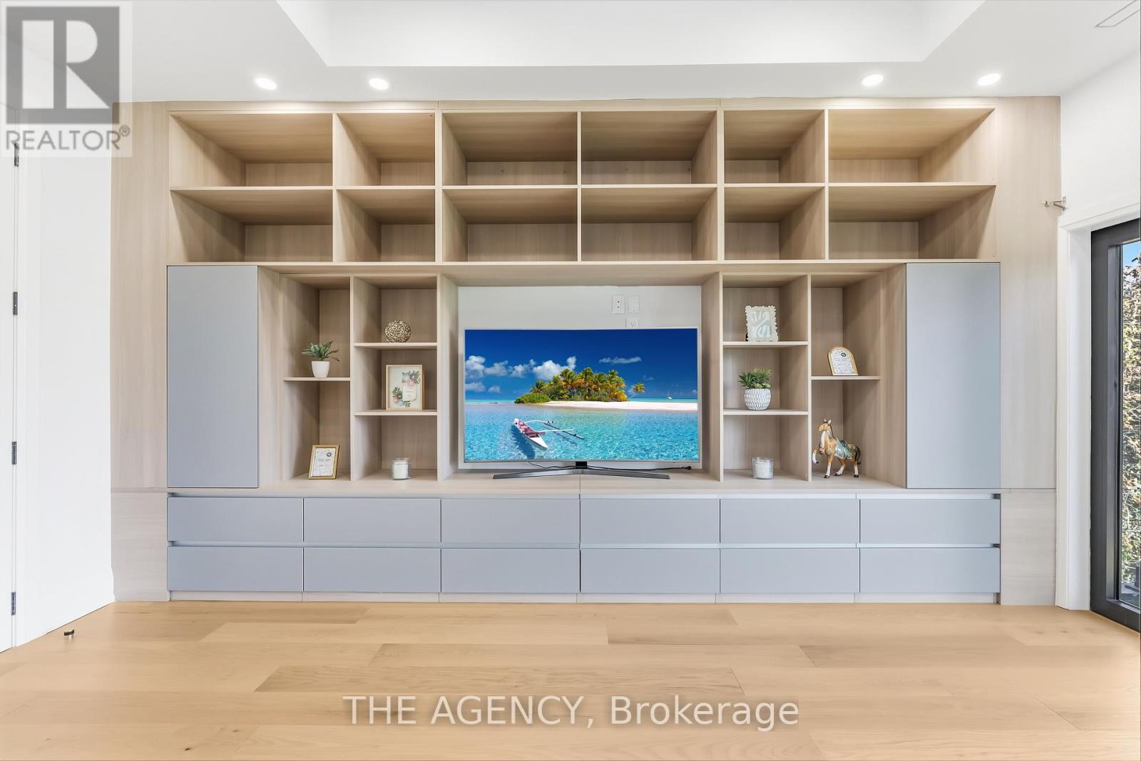 9 Earl Street, Mississauga, Ontario  L5M 1N6 - Photo 33 - W12581586