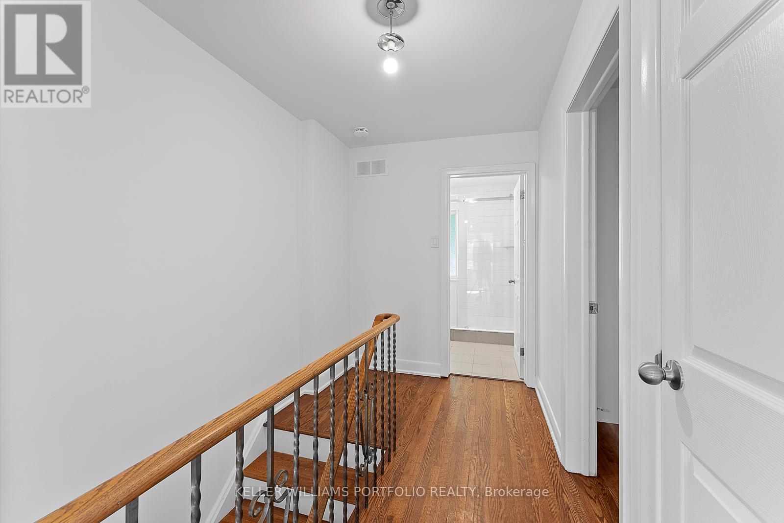 60 Juliana Court, Toronto, Ontario  M6S 2R2 - Photo 21 - W12581632