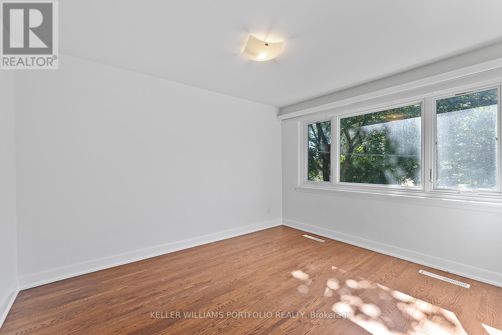 60 Juliana Court, Toronto, Ontario  M6S 2R2 - Photo 25 - W12581632