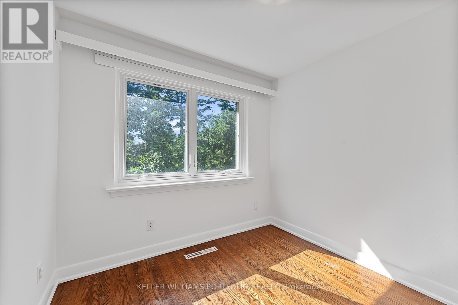 60 Juliana Court, Toronto, Ontario  M6S 2R2 - Photo 29 - W12581632