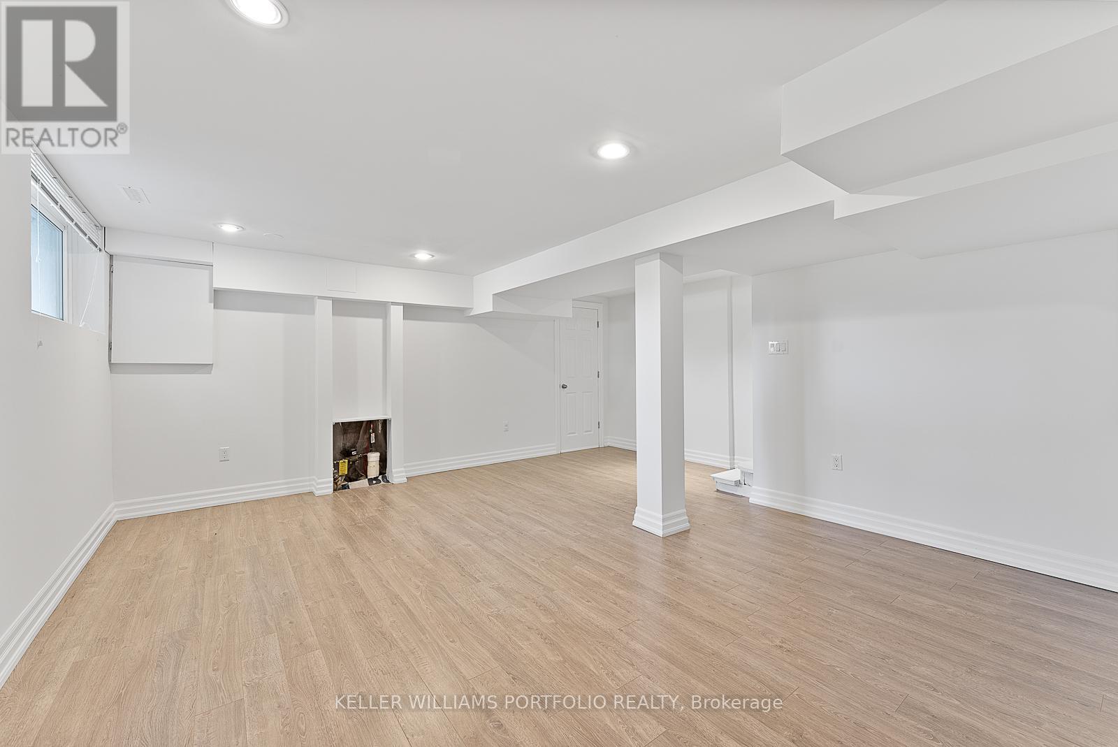 60 Juliana Court, Toronto, Ontario  M6S 2R2 - Photo 34 - W12581632