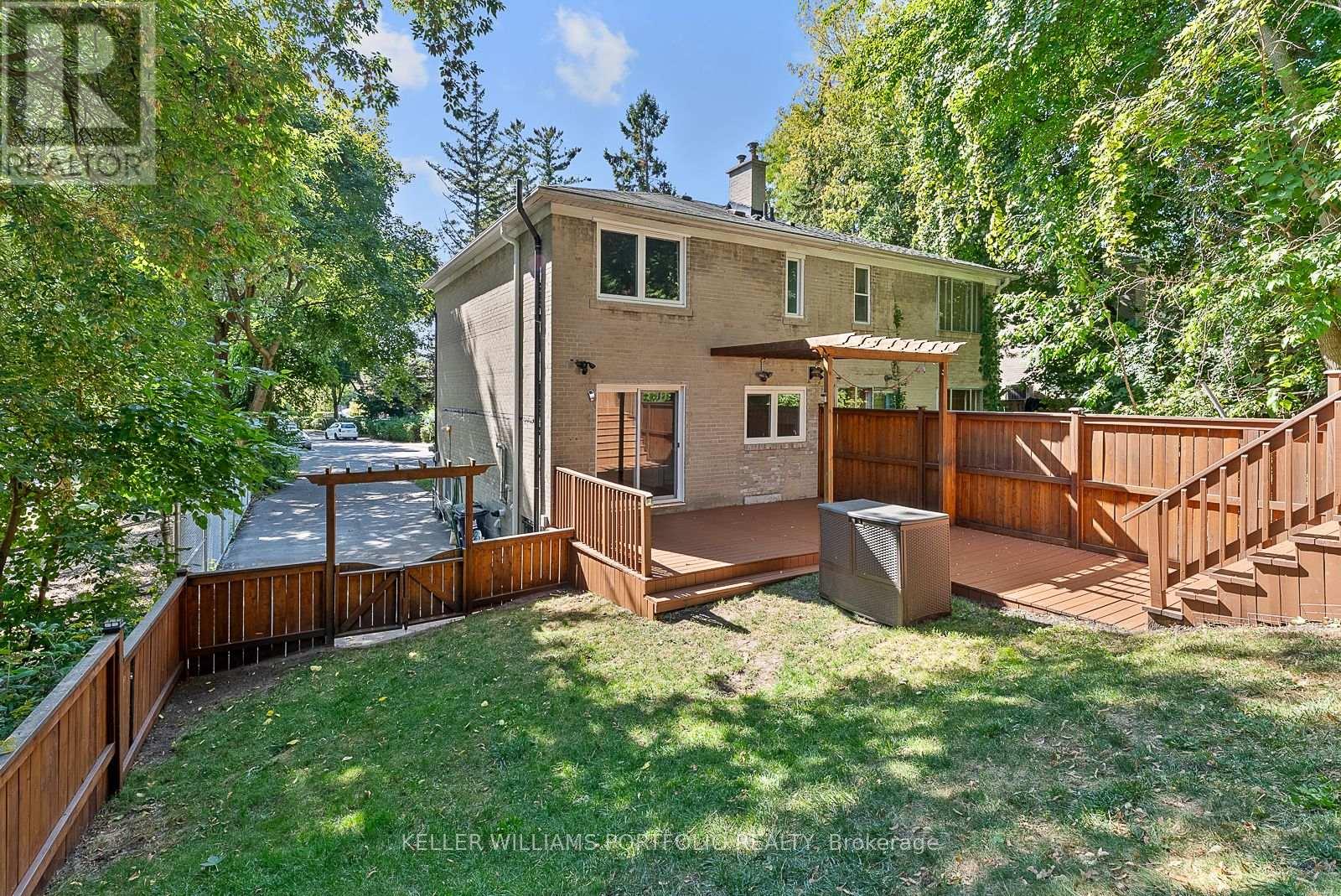 60 Juliana Court, Toronto, Ontario  M6S 2R2 - Photo 39 - W12581632