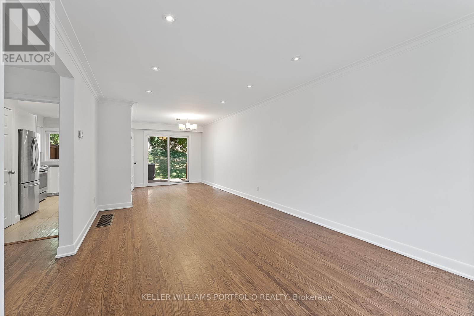 60 Juliana Court, Toronto, Ontario  M6S 2R2 - Photo 8 - W12581632