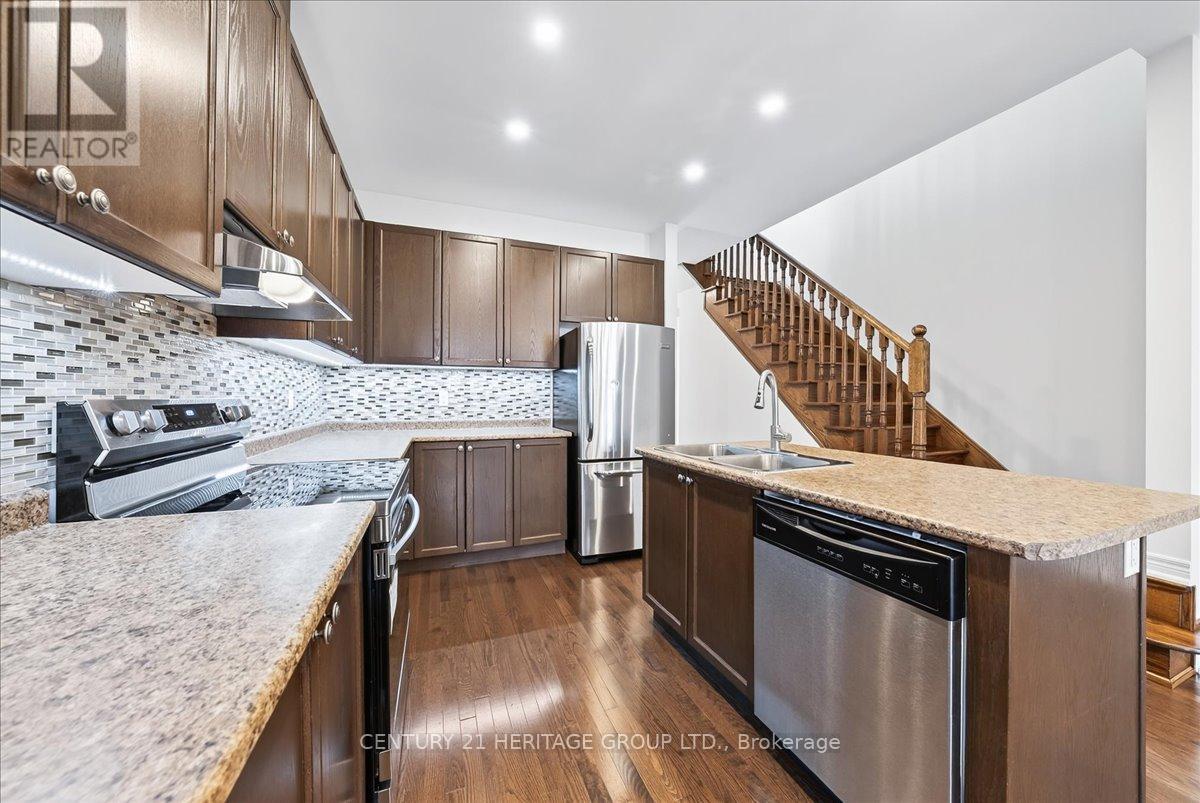 13 Mclaughlin Avenue, Milton, Ontario  L9T 8K2 - Photo 13 - W12581650