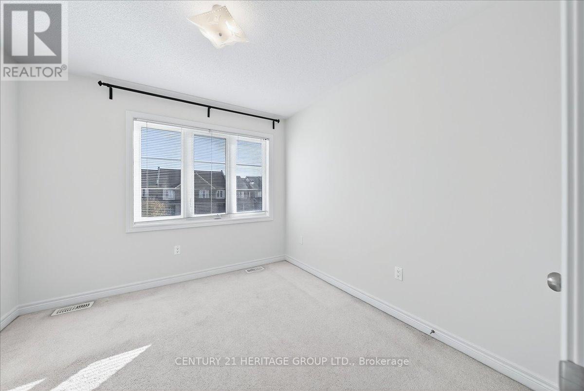 13 Mclaughlin Avenue, Milton, Ontario  L9T 8K2 - Photo 30 - W12581650