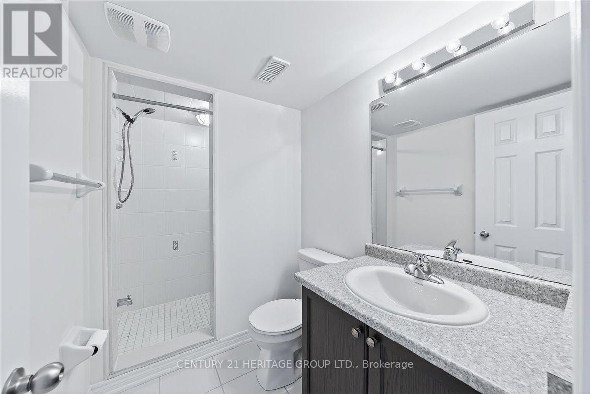 13 Mclaughlin Avenue, Milton, Ontario  L9T 8K2 - Photo 39 - W12581650