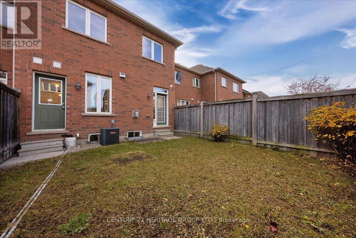 13 Mclaughlin Avenue, Milton, Ontario  L9T 8K2 - Photo 44 - W12581650