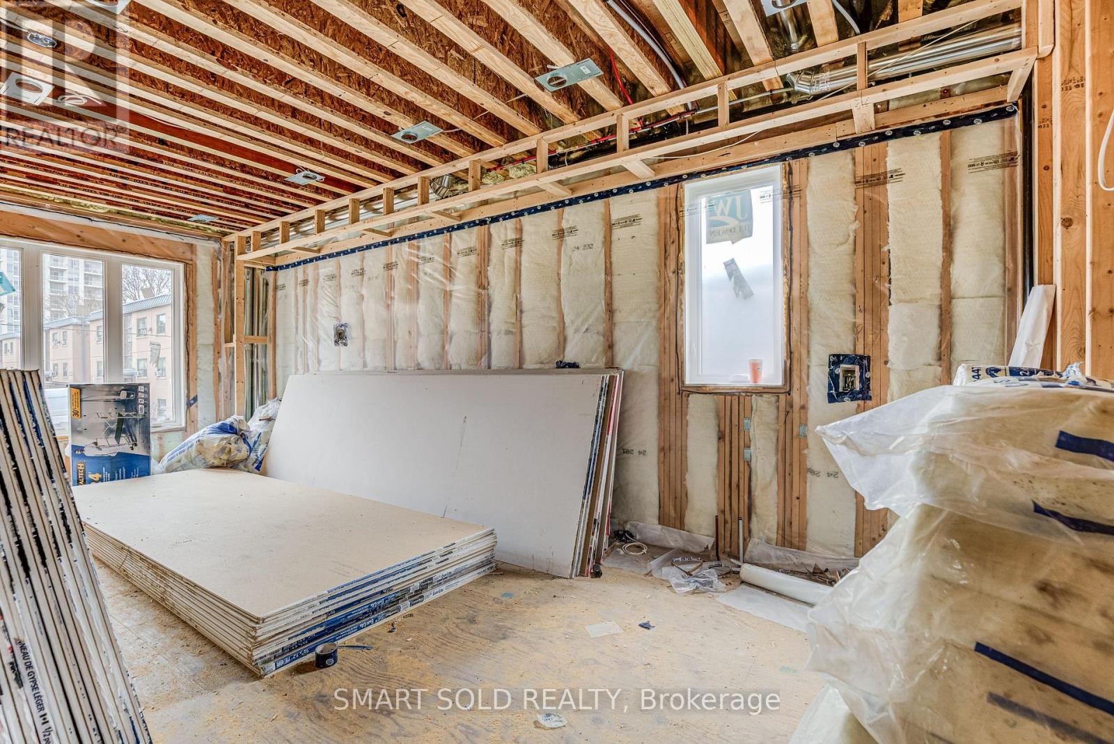 4 Forty Third Street, Toronto, Ontario  M8W 3P6 - Photo 11 - W12581658