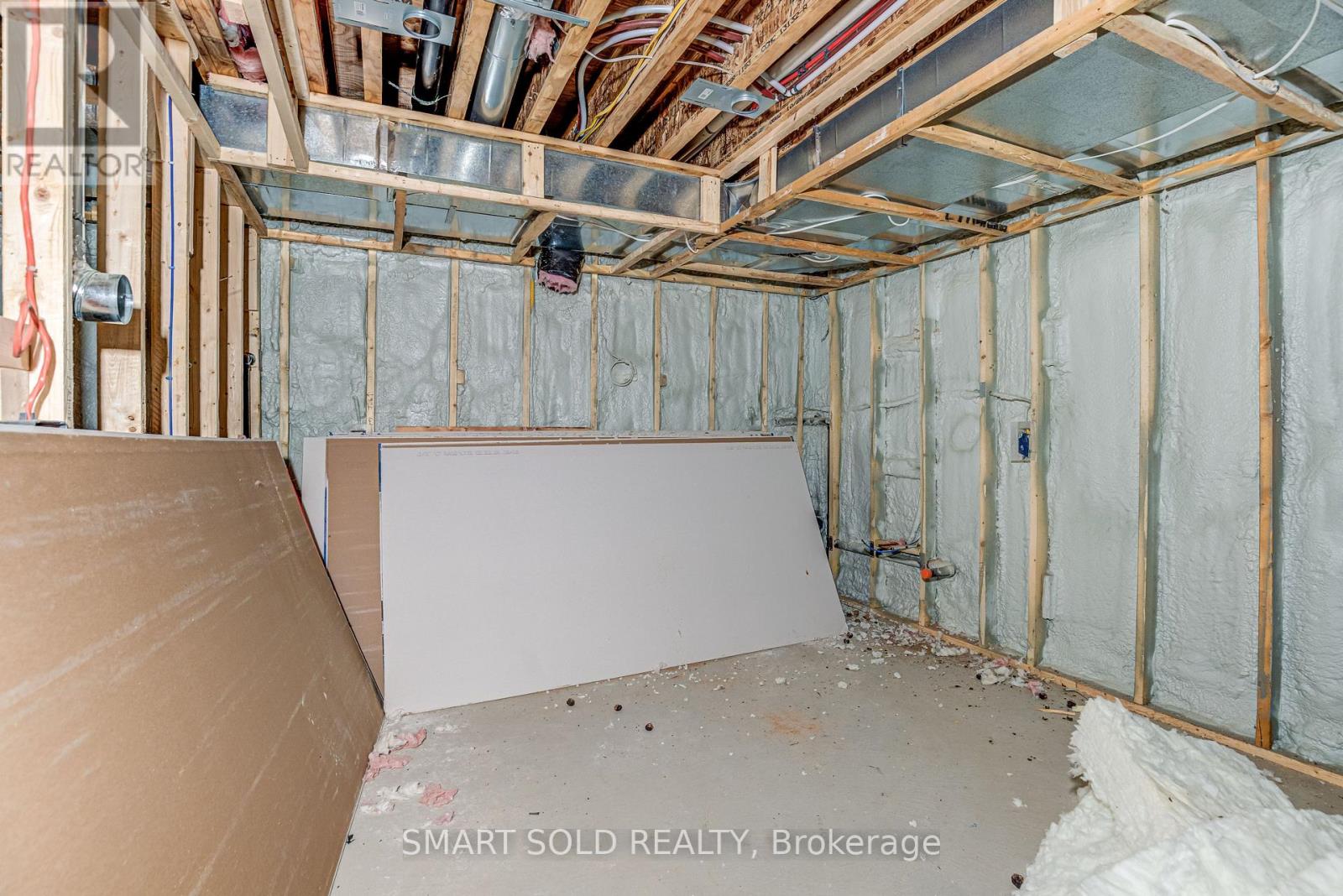 4 Forty Third Street, Toronto, Ontario  M8W 3P6 - Photo 31 - W12581658